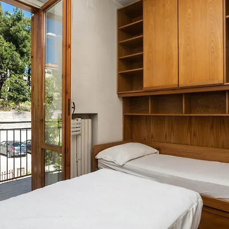 N039 - Numana, Con Giardino A Due Passi Dal Mare *