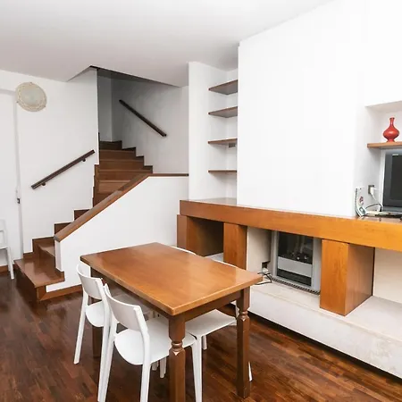 N039 - Numana, Con Giardino A Due Passi Dal Mare 누마나